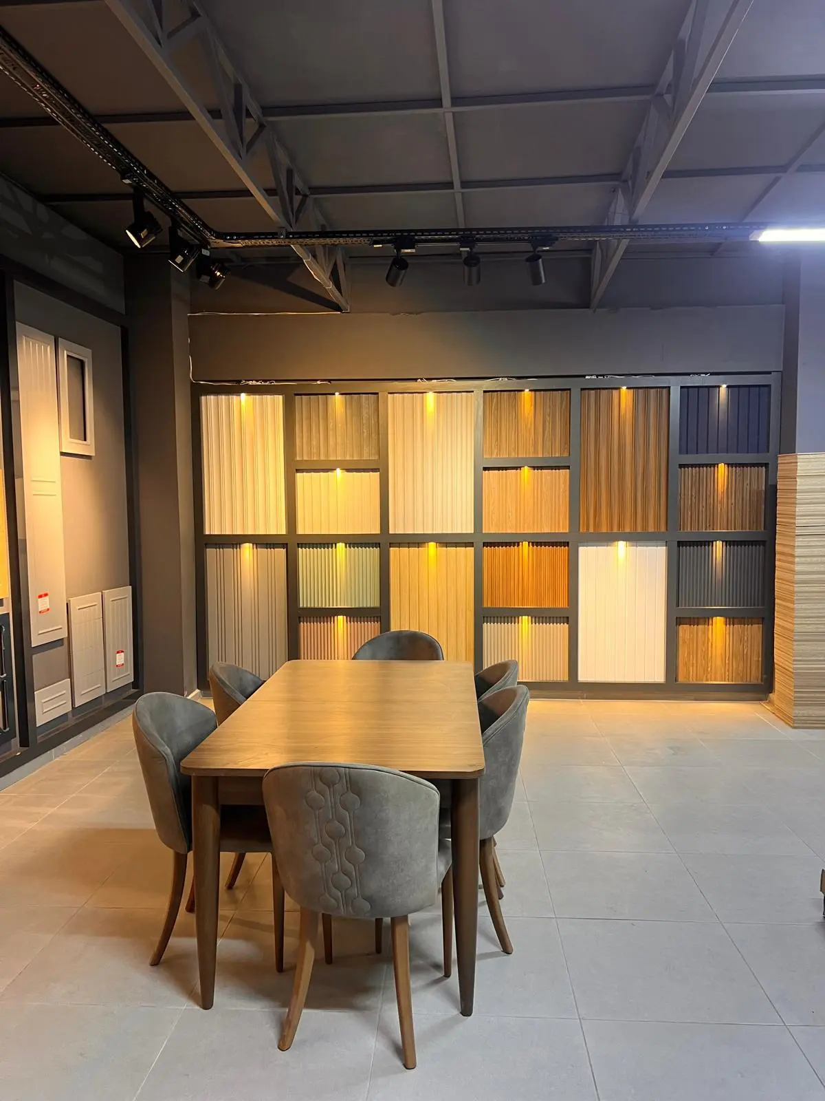 Showroom